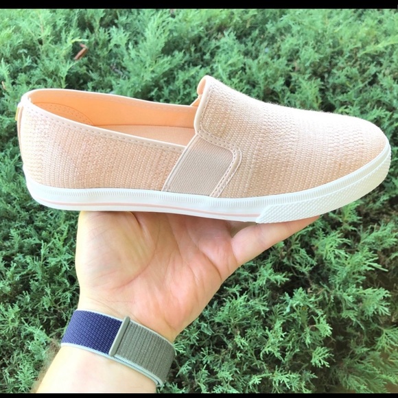 BRAND NEW Lauren Ralph Lauren WOMEN sneakers - Picture 16 of 16